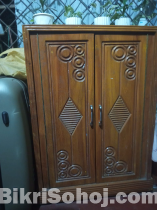 সোফা ও জুতার র‍্যাক কম্ব